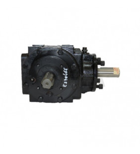 Opción: accionamiento TDF de sinfín con potencia 7,5 HP.